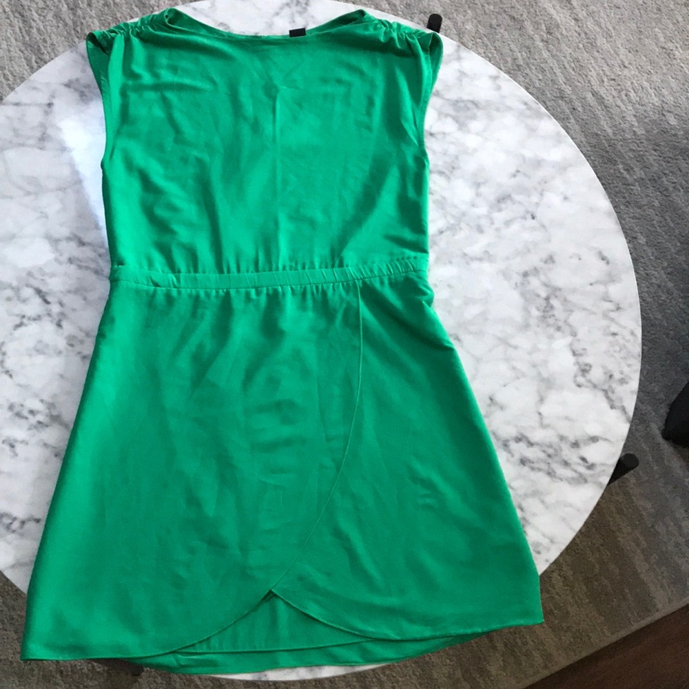 Green Sleeveless Dress